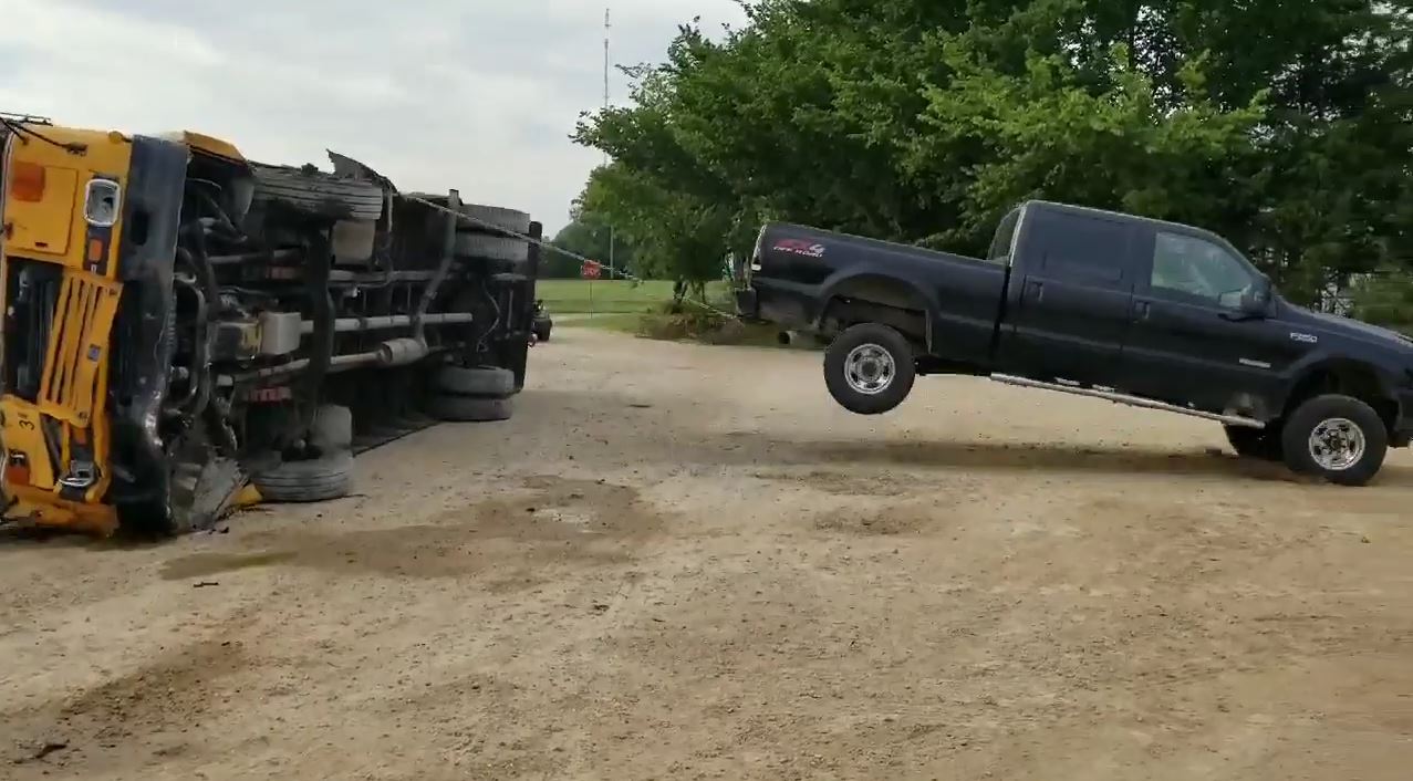 Ford Truck Pulls School Bus Over ACTION NEWS FIRST
